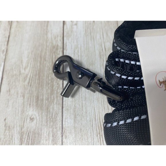 BRAND NEW Sporn Dog Training Leash with 2 Padded Handles-Reflective 6' D… - Picture 4 of 5